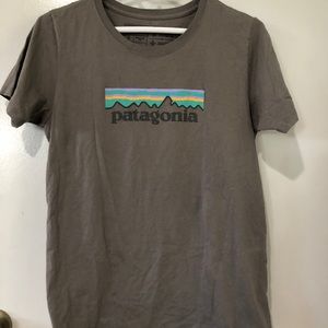 Patigonia women's t-shirt